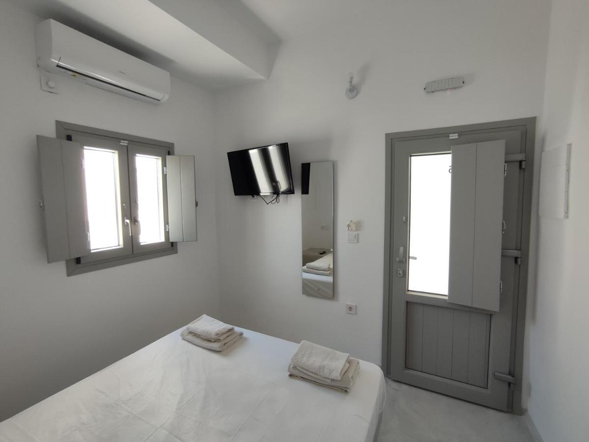 V D Fira Rooms Εξωτερικό φωτογραφία
